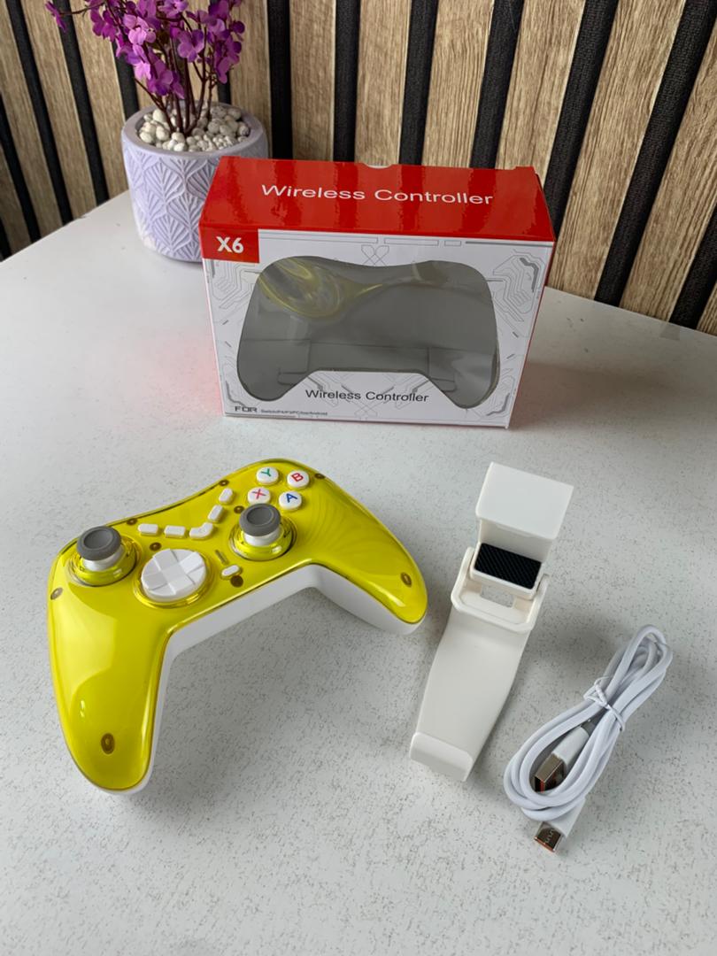 يد تحكم لاسلكية