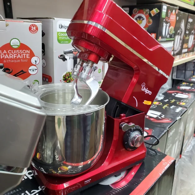 خلاط عجن كهربائي