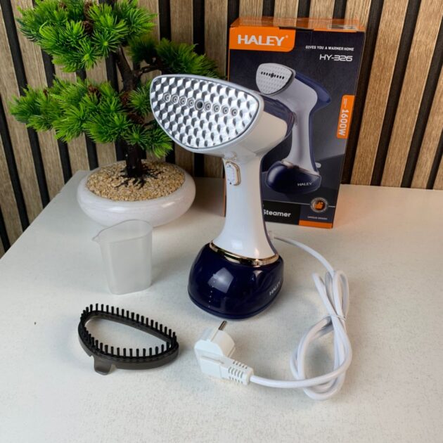 مكواة ملابس محمولة