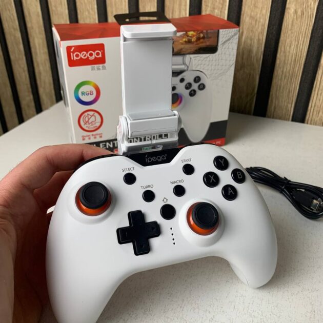 يد تحكم لاسلكية