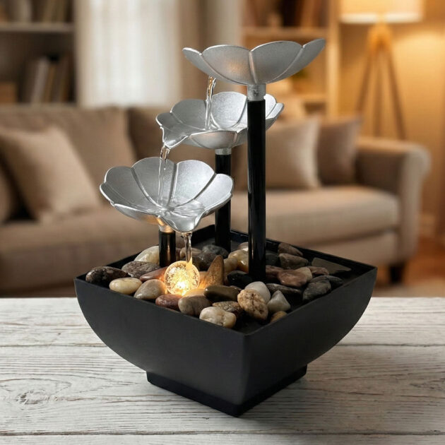 نافورة مياه بعدة طبقات