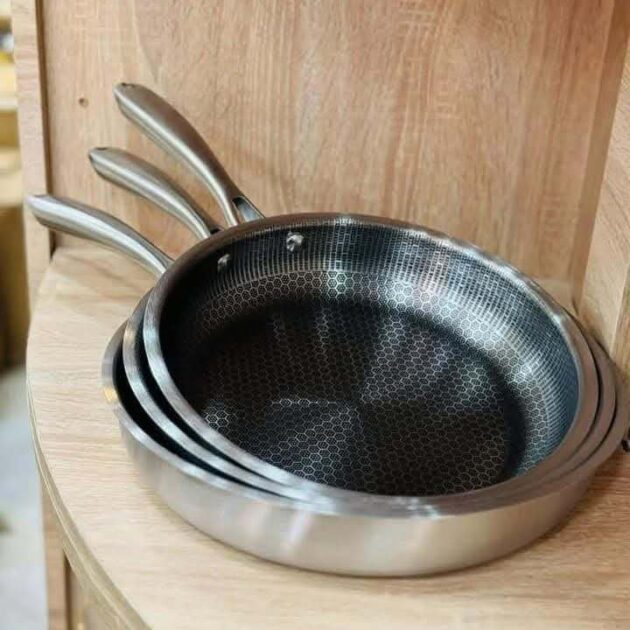 طقم المقلاة