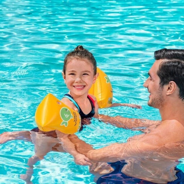 أكمام السباحة المنفوخة